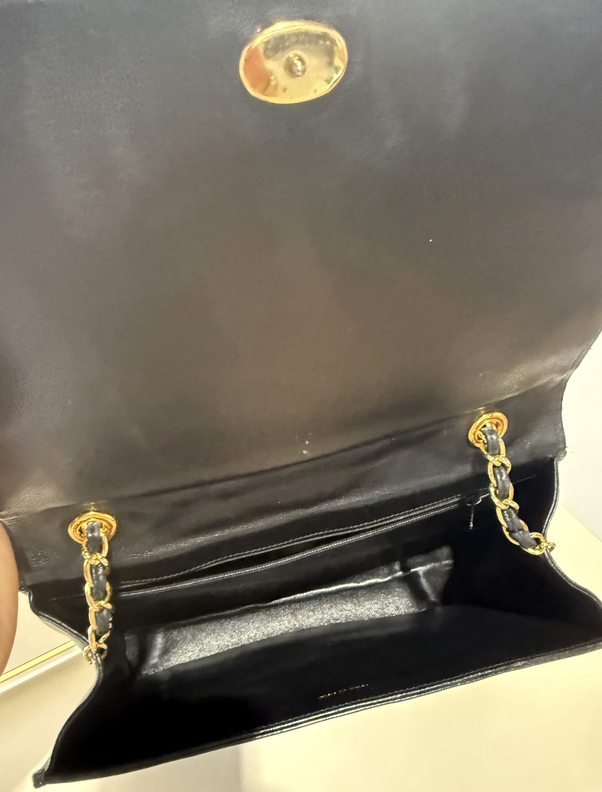 Bolso Chanel vintage - Imagen 6
