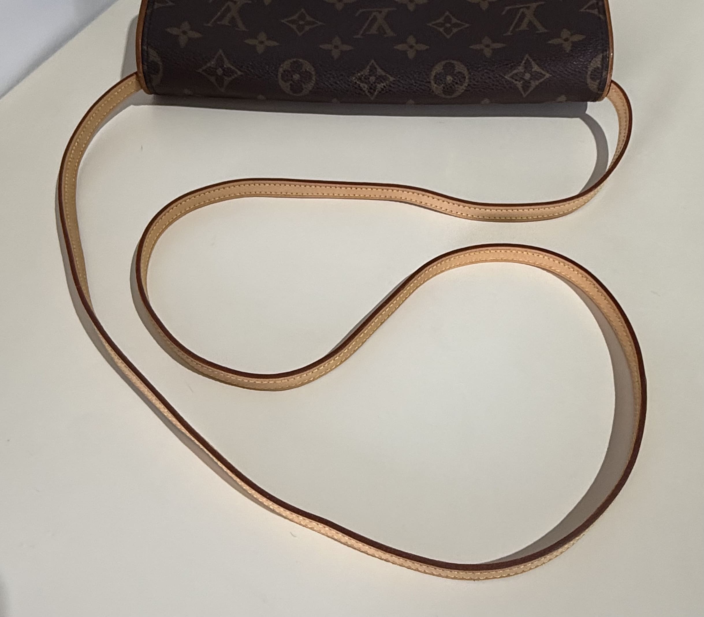 Louis Vuitton Pochette Twin PM original - Imagen 4