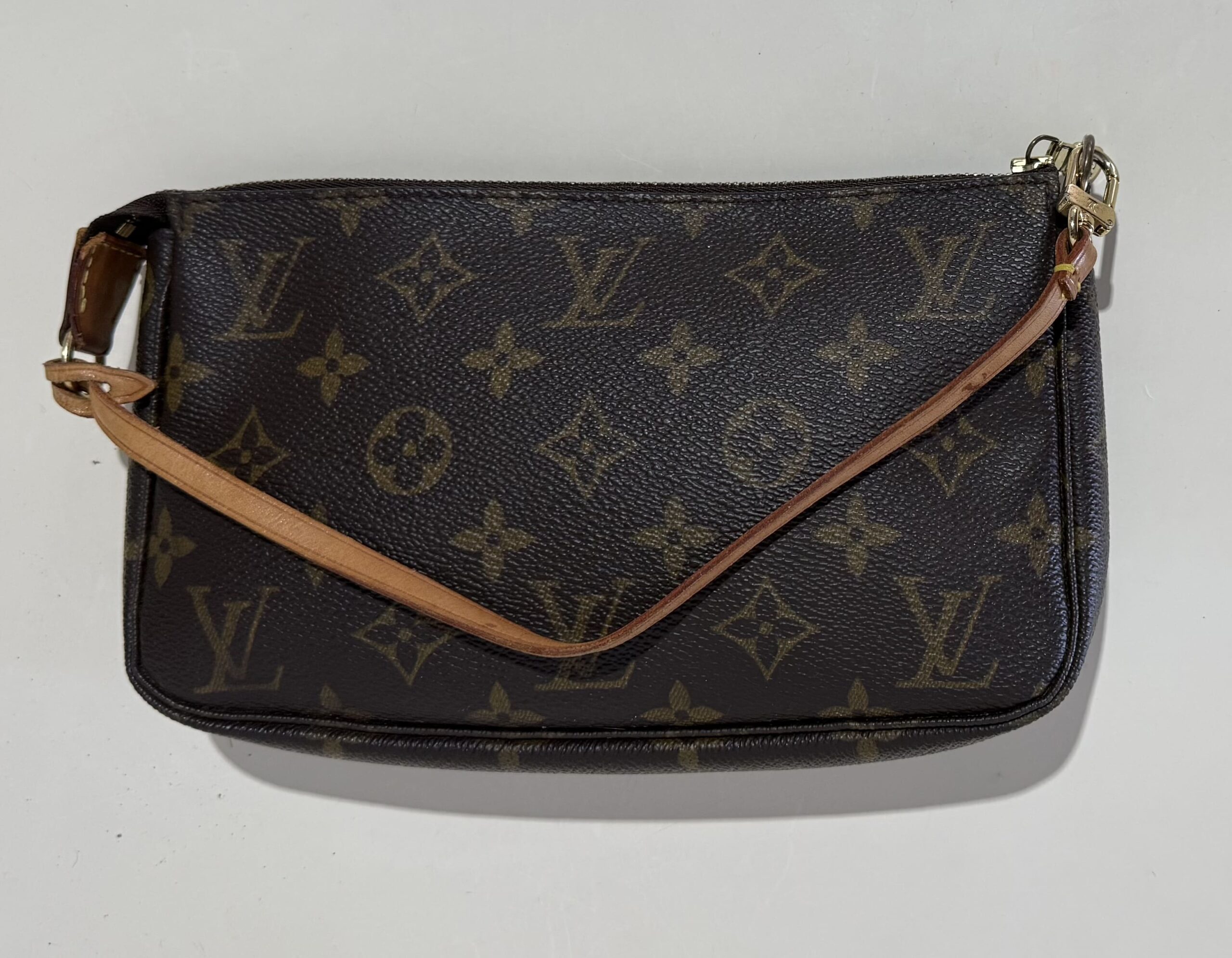 Louis Vuitton Pochette II - Imagen 4