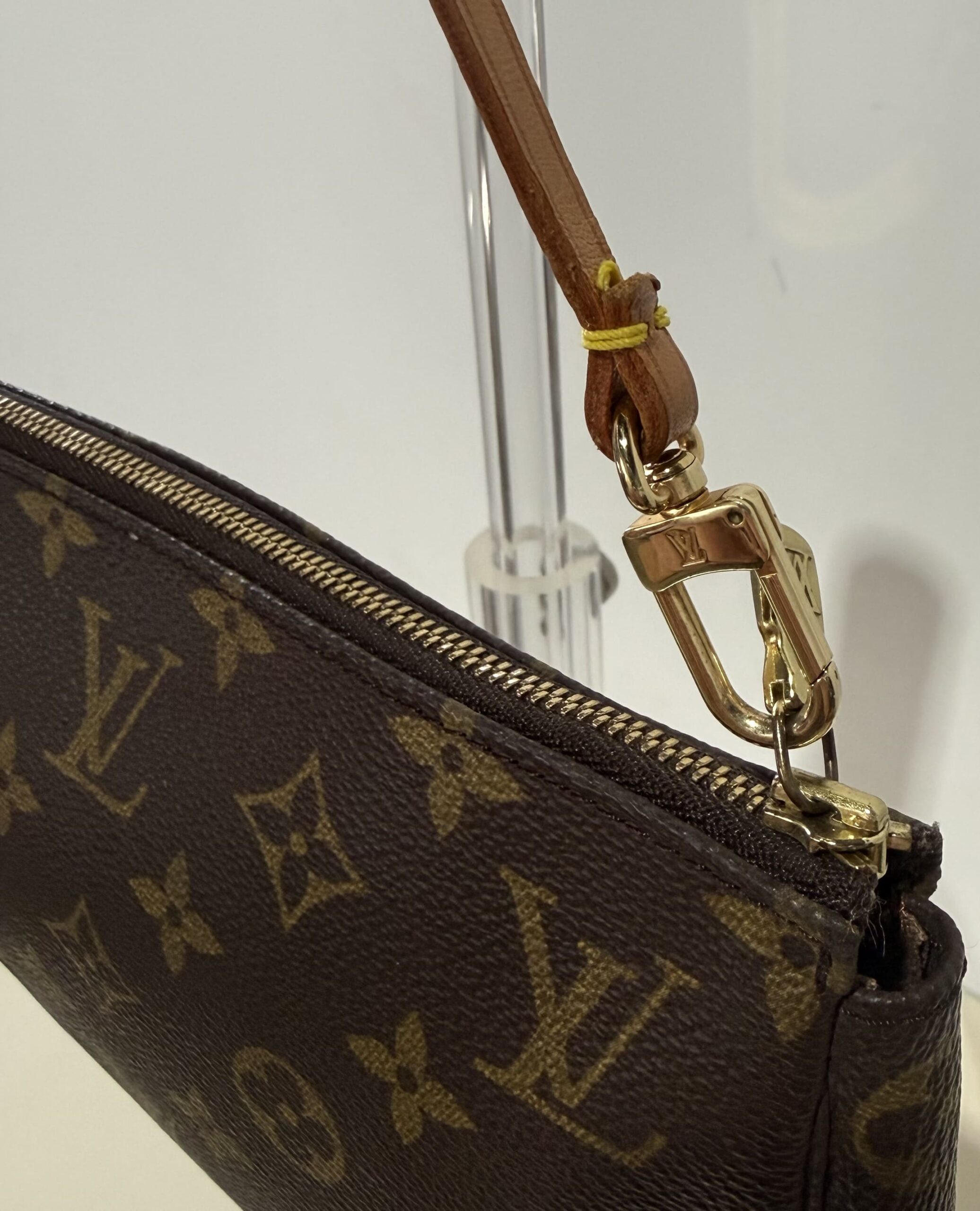 Louis Vuitton Pochette II - Imagen 6