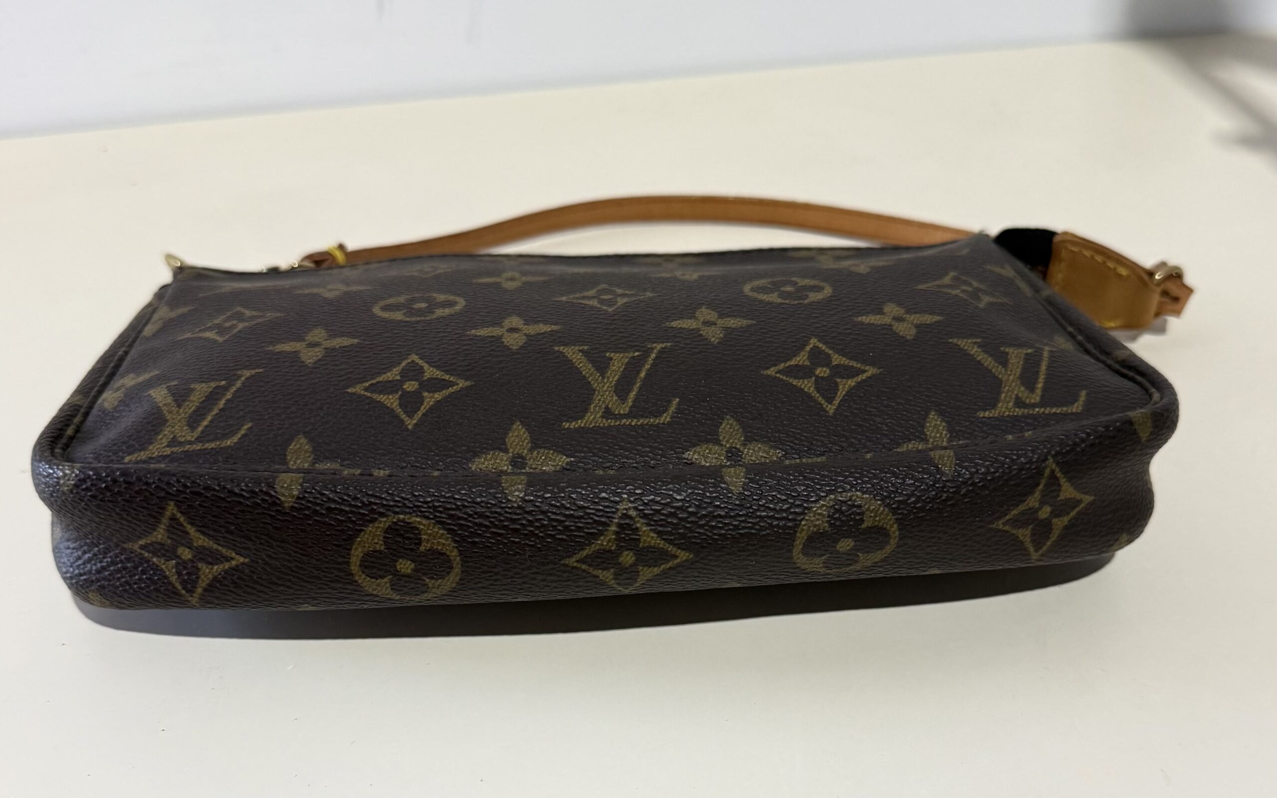 Louis Vuitton Pochette II - Imagen 10