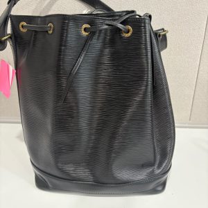 LOUIS VUITTON NOE EPI NEGRO