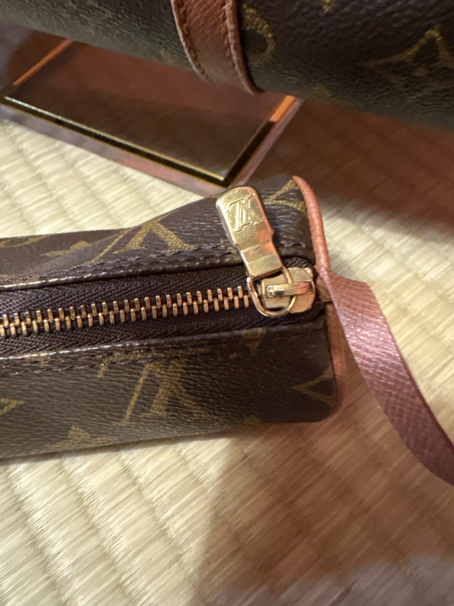 Louis Vuitton Papillon 30 Monogram (Old Model) con Mini Pochette - Imagen 4