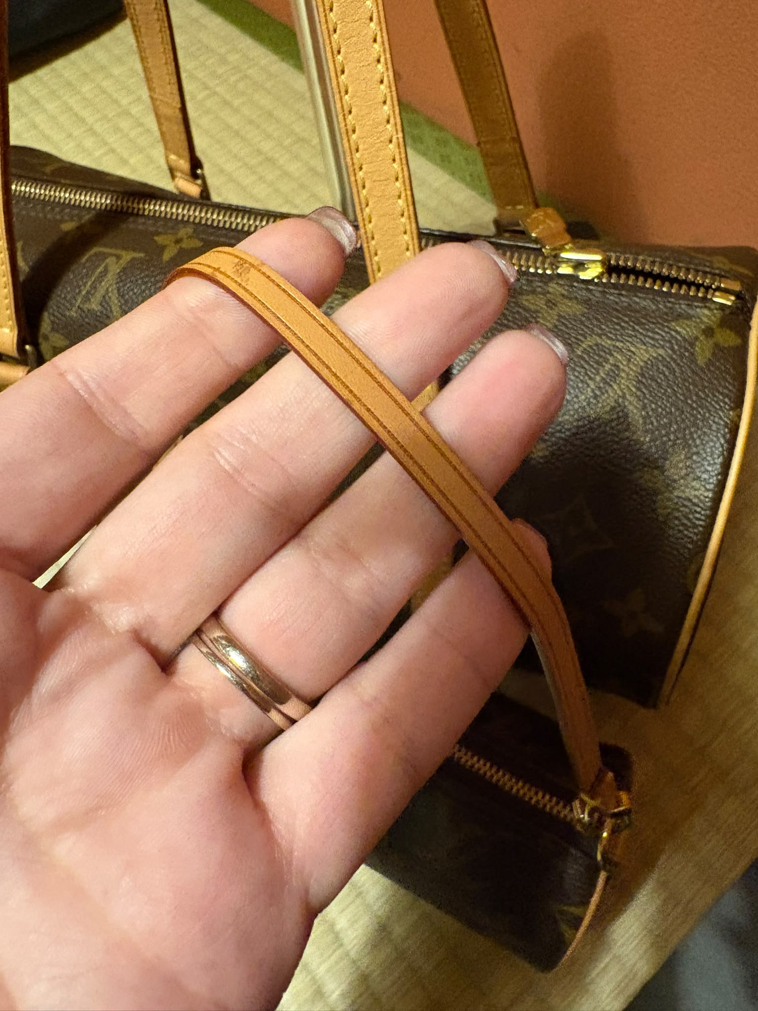 Louis Vuitton Papillon 30 Monogram con Mini Papillon - Imagen 3