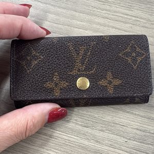 LOUIS VUITTON PORTALLAVES