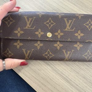 LOUIS VUITTON CARTERA