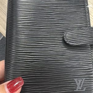 LOUIS VUITTON AGENDA A6 EPI NEGRO