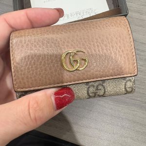 PORTALLAVES GUCCI