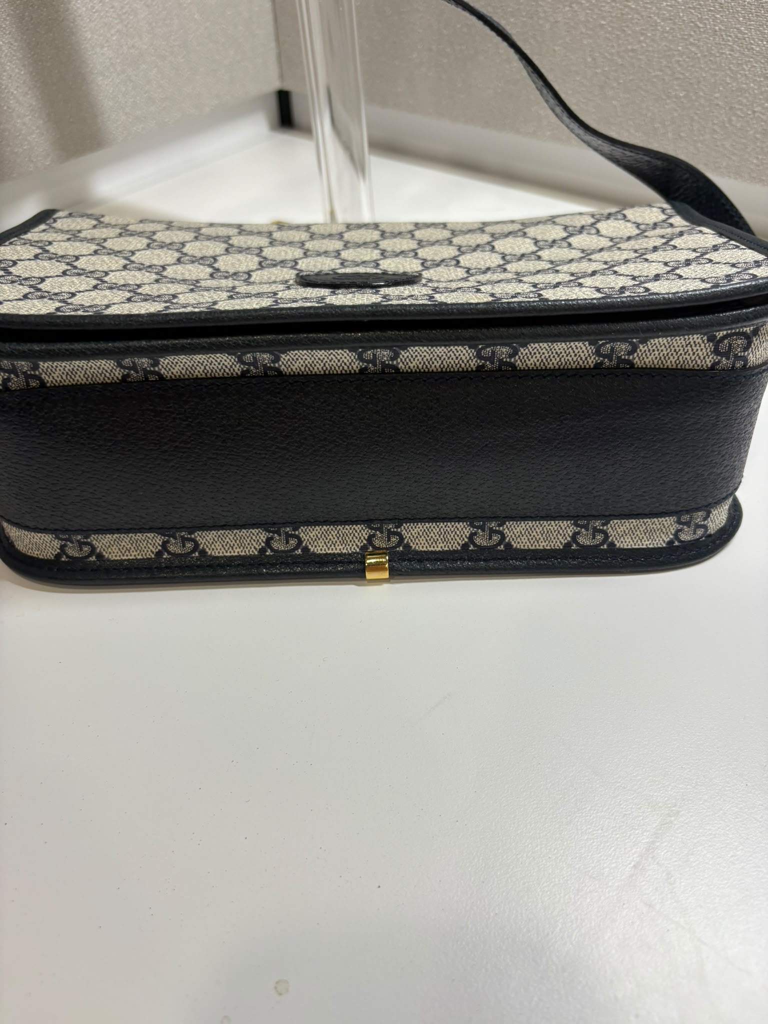 Gucci GG Supreme Messenger Bag - Imagen 11