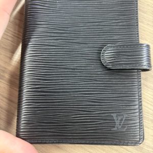 LOUIS VUITTON AGENDA EPI NEGRO