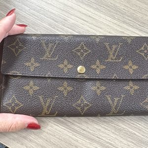 LOUIS VUITTON CARTERA