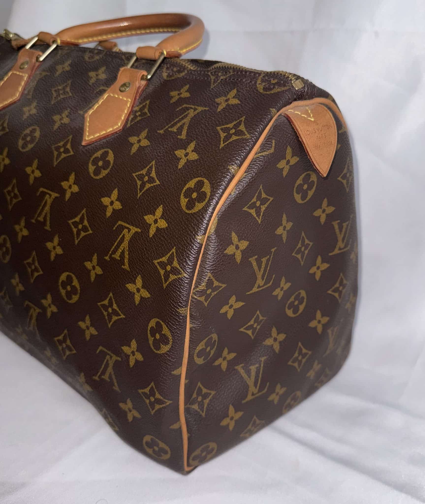 Louis Vuitton Speedy 35 Monogram - Imagen 12